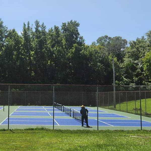 Dave Lex Minors Park pickleball courts