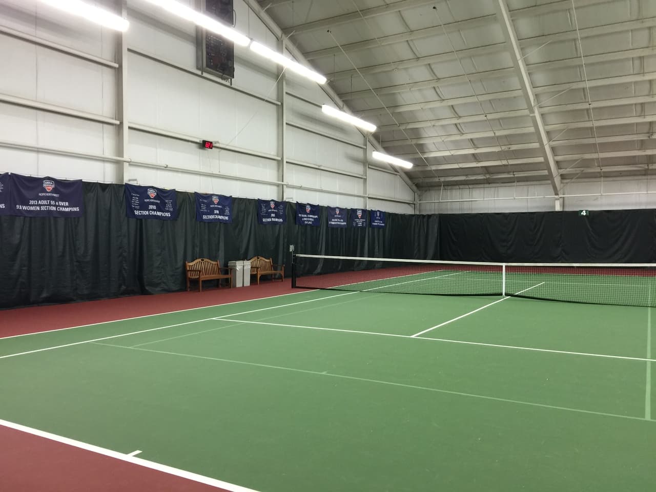 Eugene Swim & Tennis Club pickleball courts