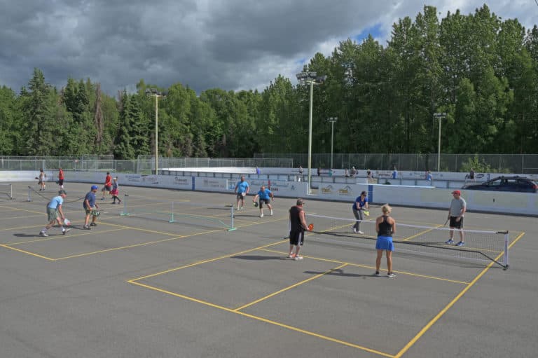 Meadow Lakes pickleball courts