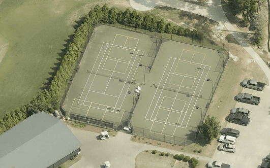 Timberlake Country Club pickleball courts
