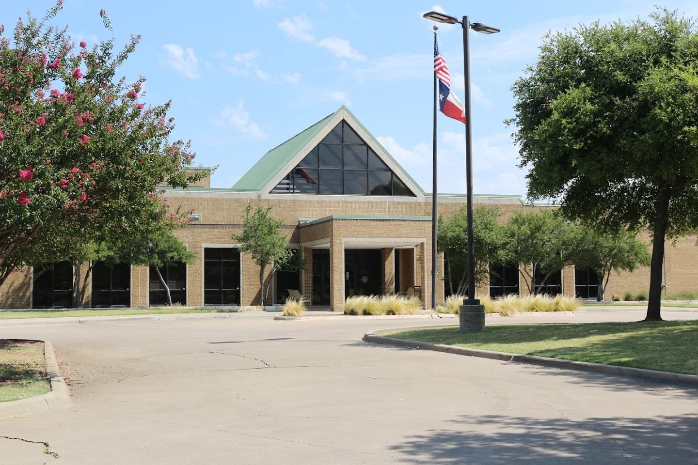 Liberty Recreation Center pickleball courts