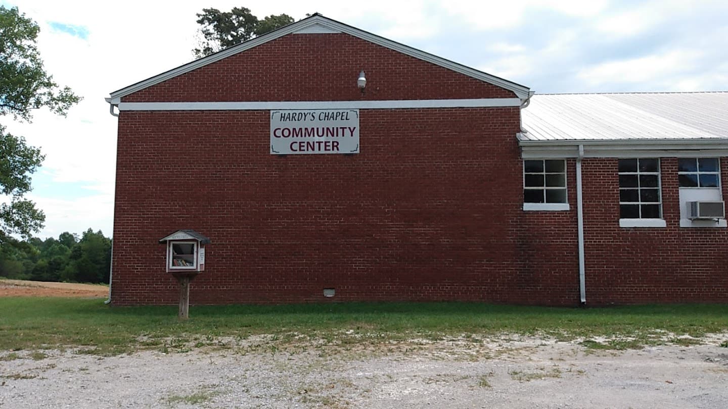 Hardy’s Chapel Community Center pickleball courts