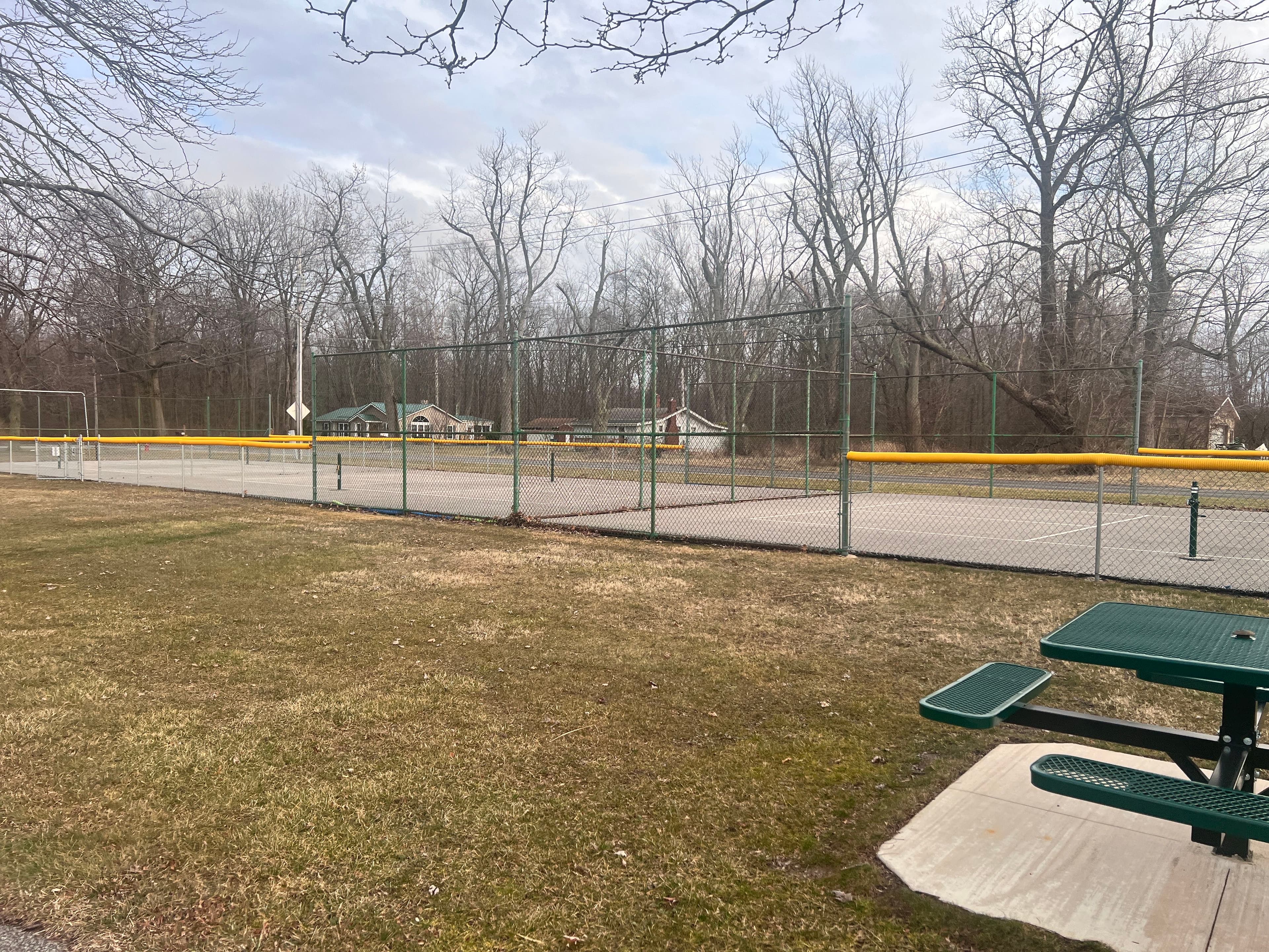 Perry Township park pickleball courts