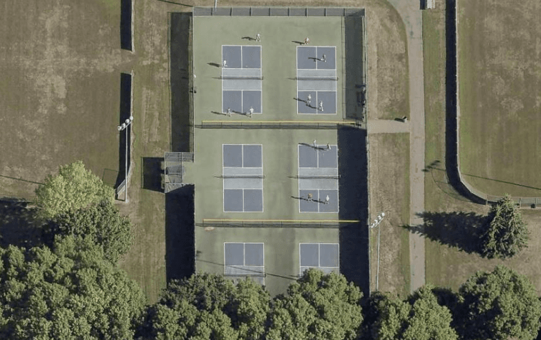 Apple Valley Community Center pickleball courts