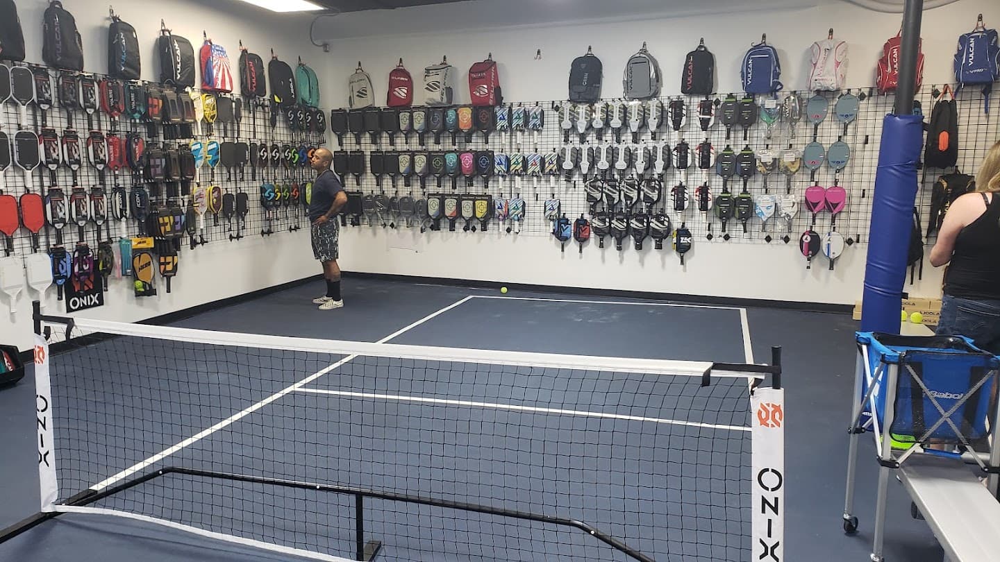 Calabasas Pickleball Club pickleball courts