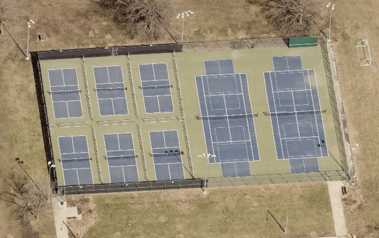 Emma McCarthy Lee Park, Ames pickleball courts