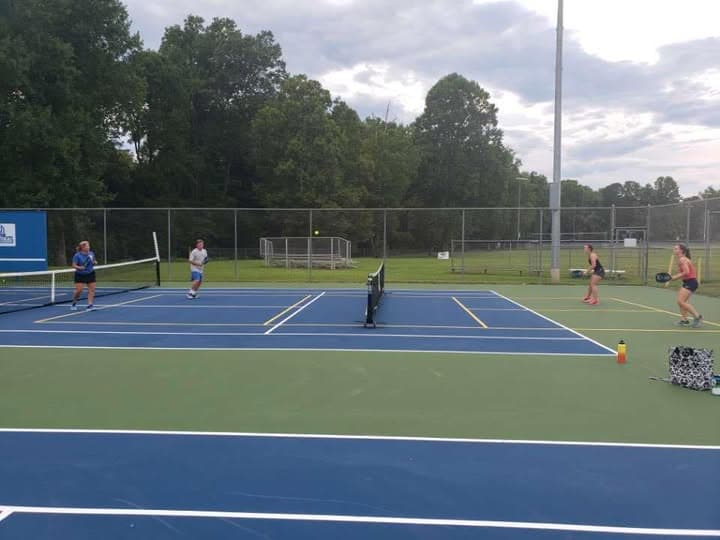 Crestview Park pickleball courts