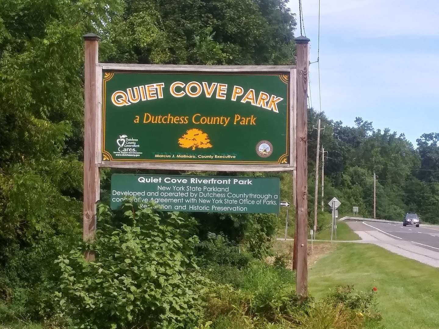 Quiet Cove pickleball courts