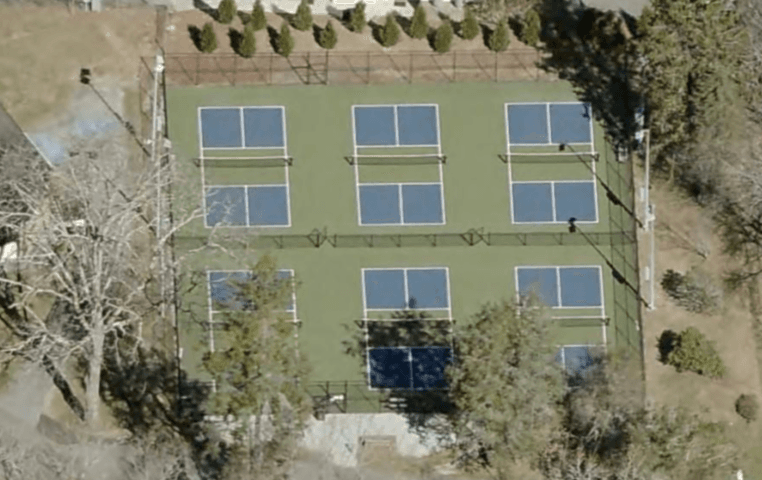 Highlands Recreation Center pickleball courts