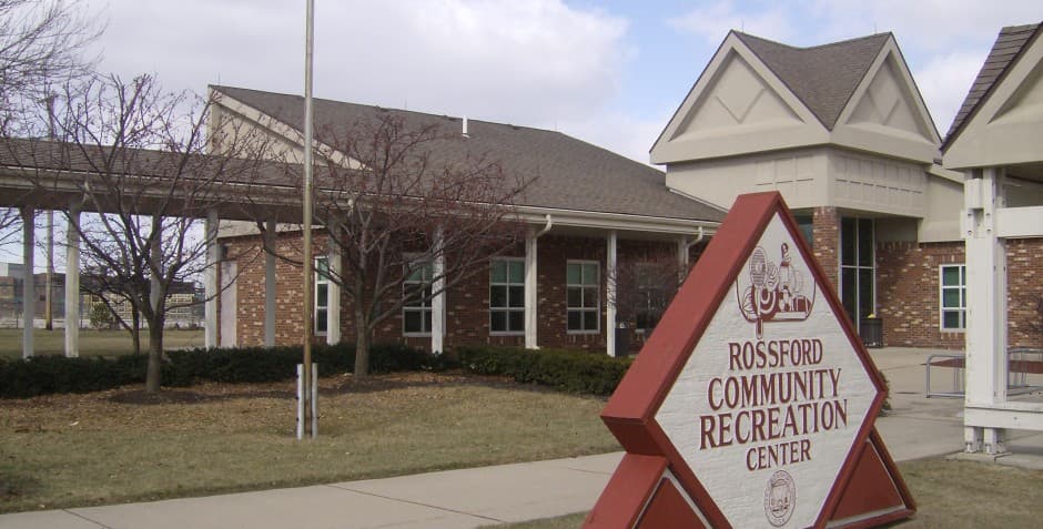 Rossford Recreation Center pickleball courts