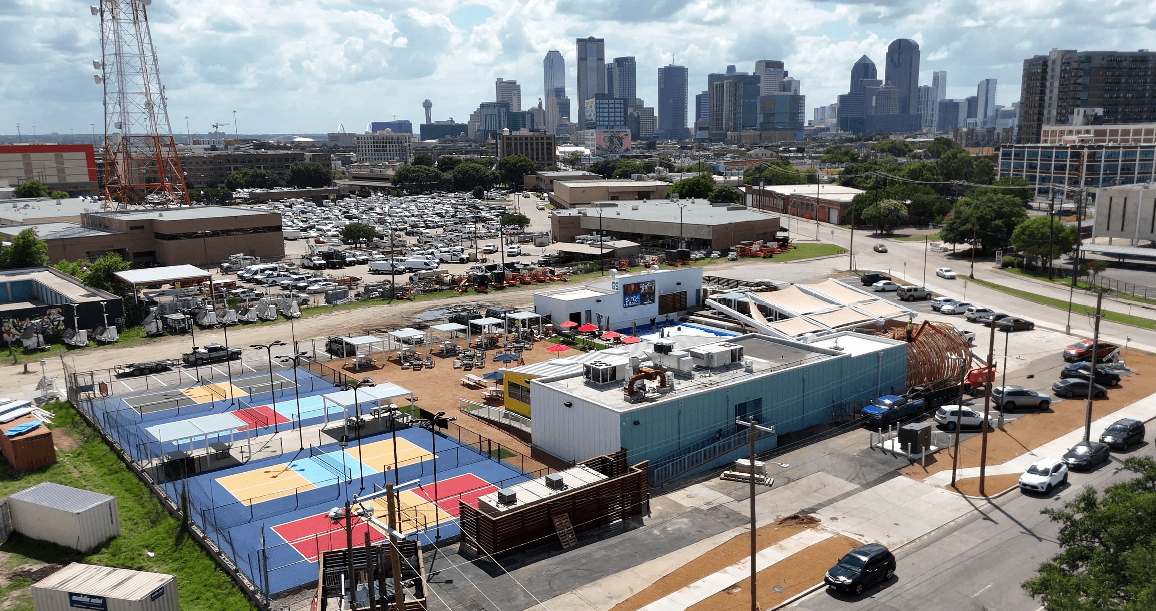 Goodsurf pickleball courts
