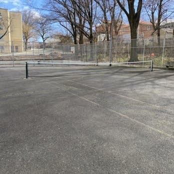 Louis Pasteur Park pickleball courts