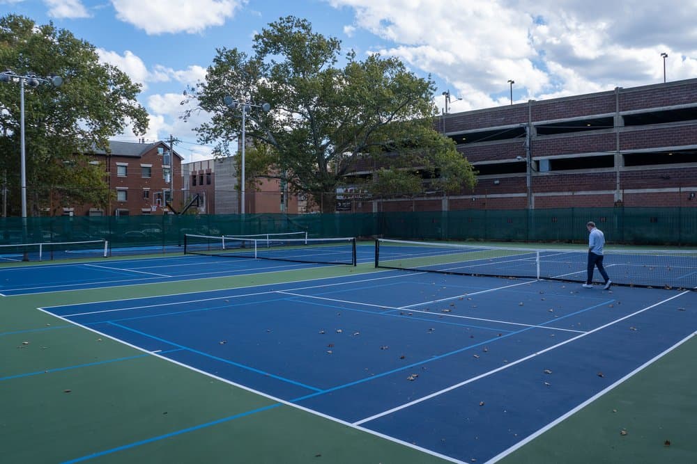 Seger Park pickleball courts