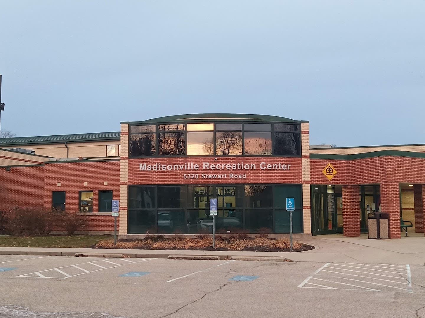 Madisonville Recreation Center pickleball courts