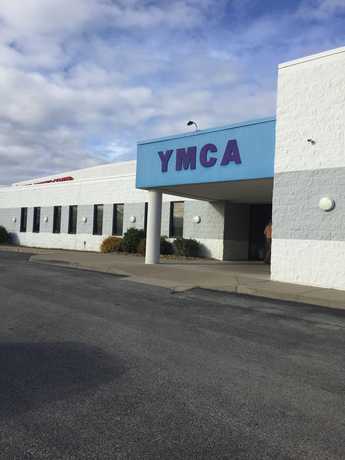 Dumont Tri-County YMCA pickleball courts