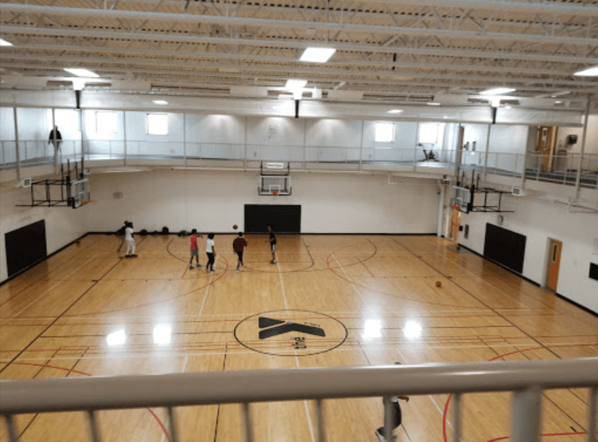 Blaisdell YMCA pickleball courts