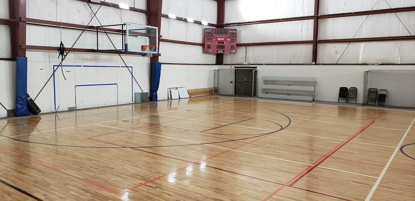 The Mine pickleball courts