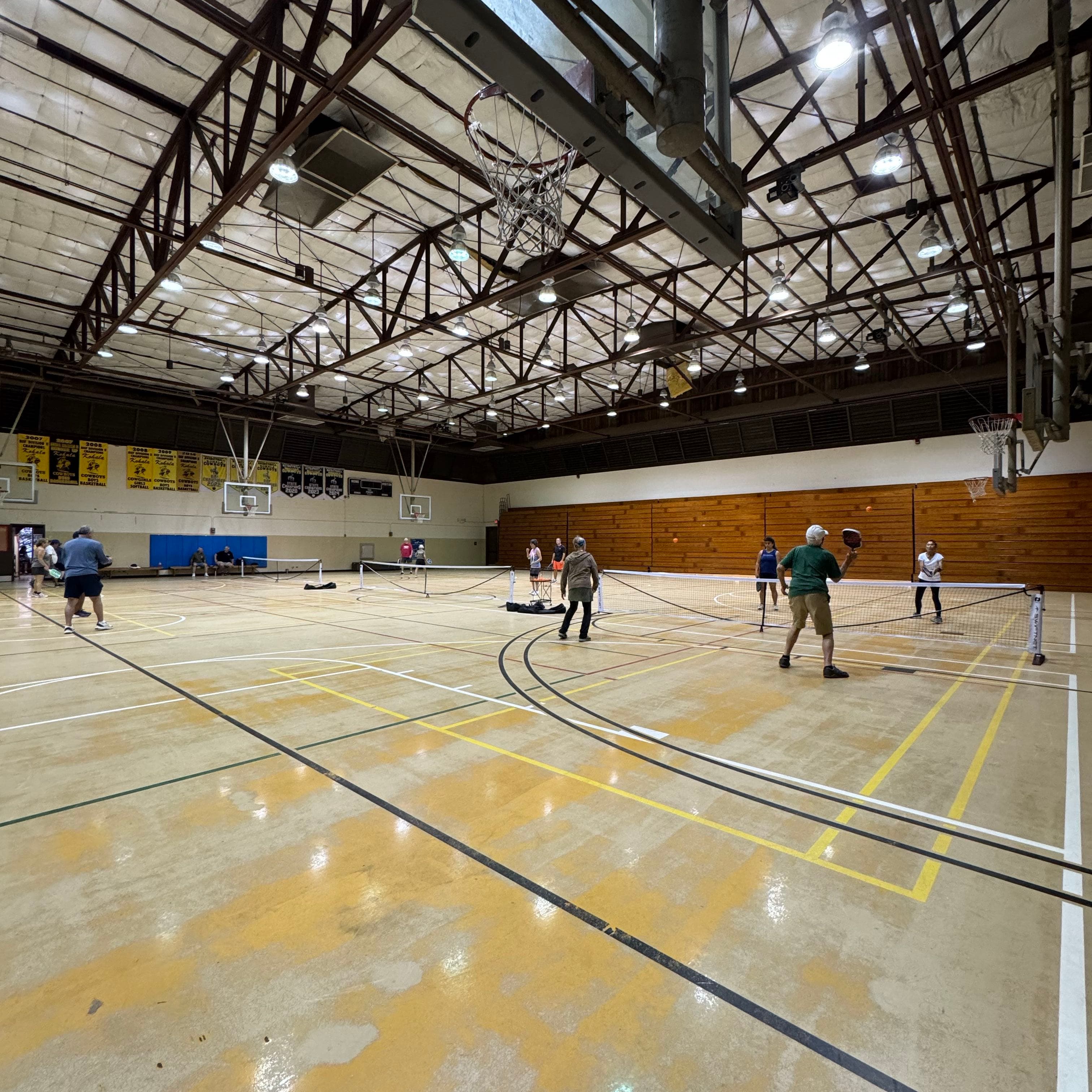 Kamehameha Park Hisaoka Gym pickleball courts