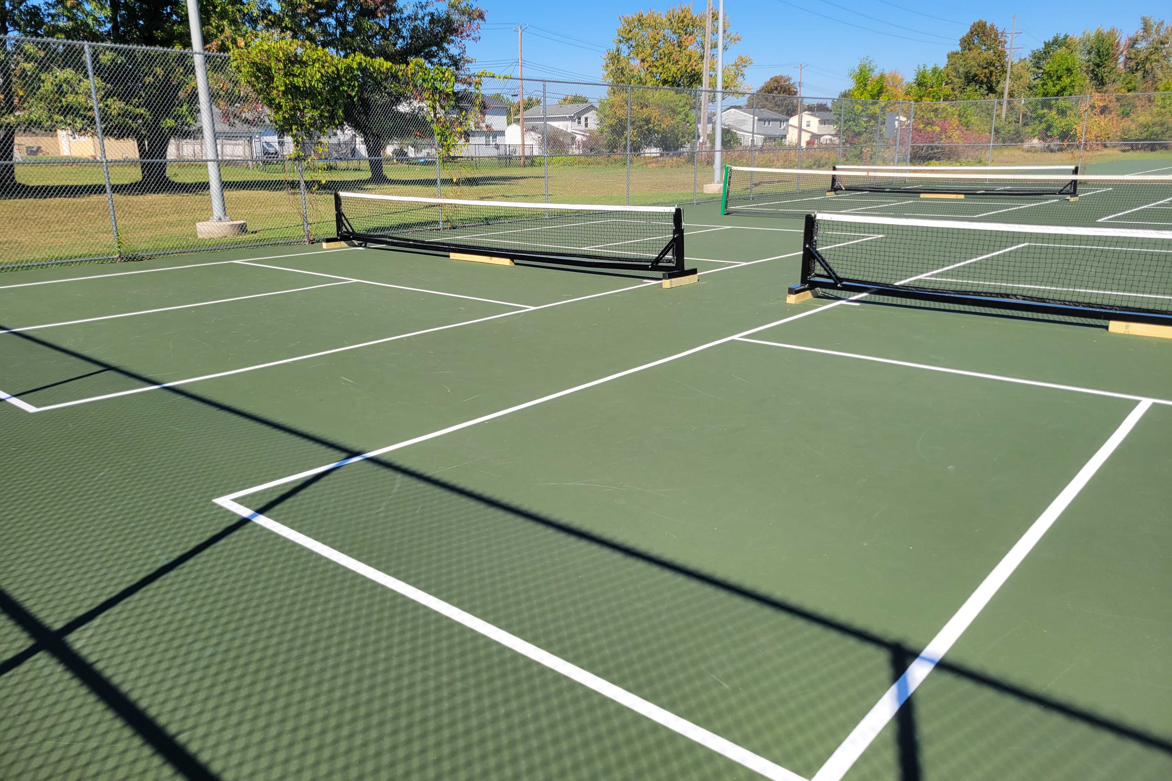 Firemen's Park West Seneca pickleball courts