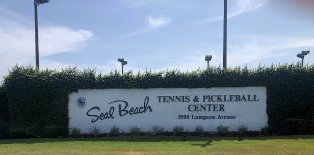Seal Beach Tennis & Pickleball Center pickleball courts
