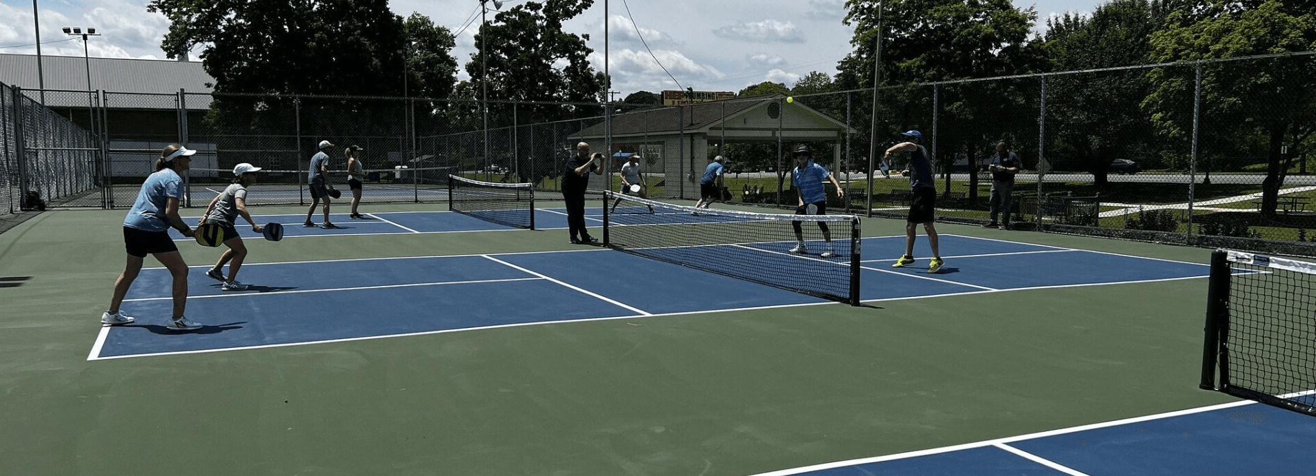 Kenmont Swim & Tennis Club pickleball courts