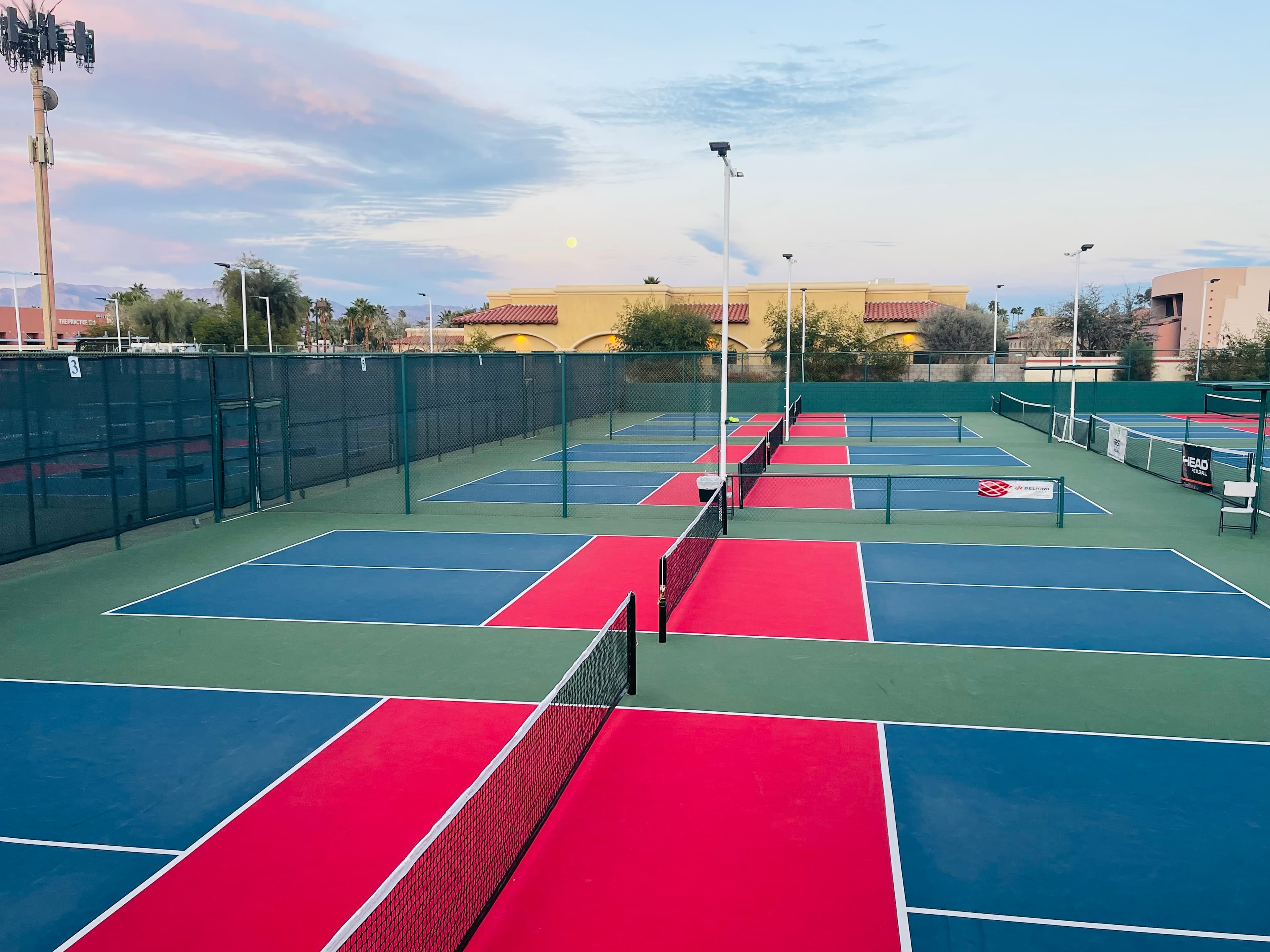 Paradise Pickleball pickleball courts