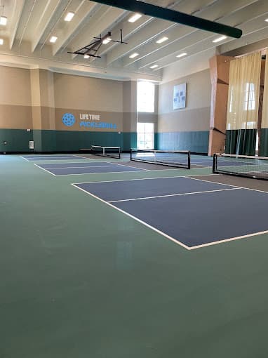 Life Time pickleball courts