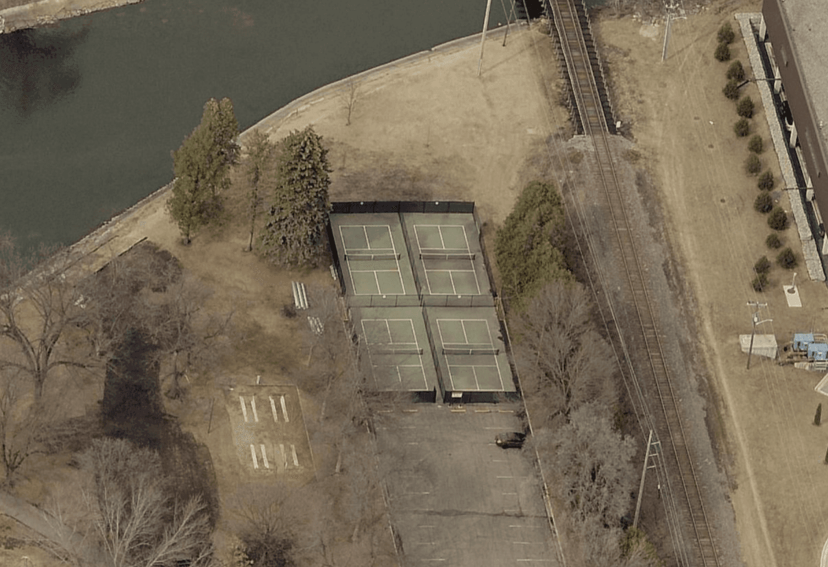 Morehouse Park pickleball courts