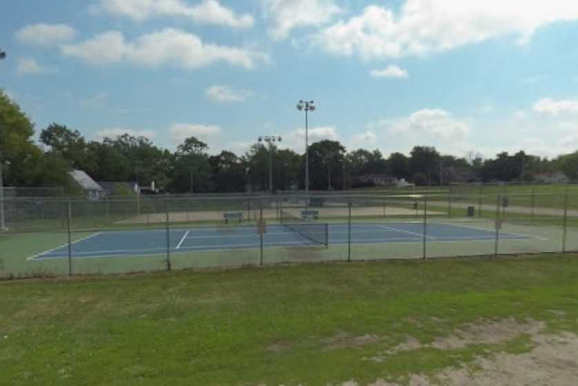 Fisher Park pickleball courts