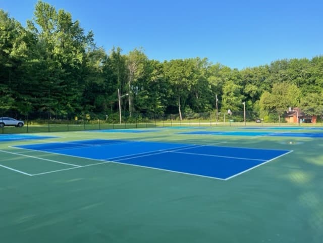 Shaw JCC of Akron / Jewish Community Center of Akron pickleball courts