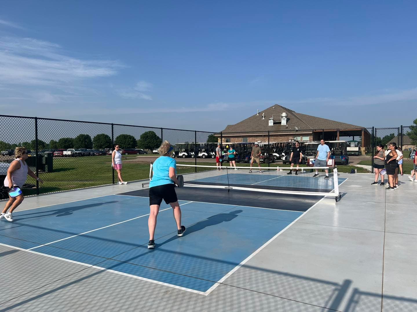Pheasant Run Golf & Grill pickleball courts
