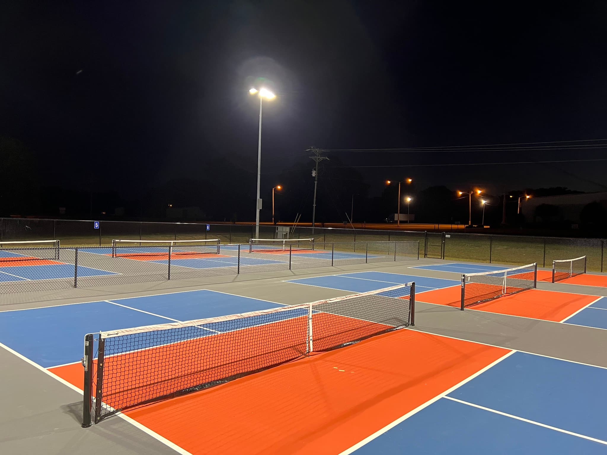 Milan City Park pickleball courts