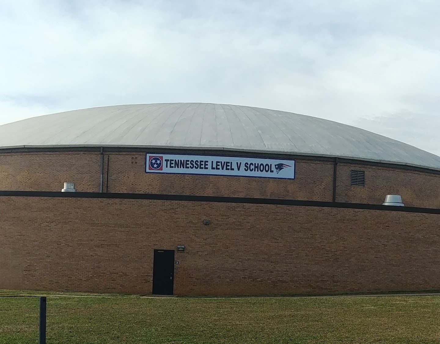 Sullivan East High School pickleball courts