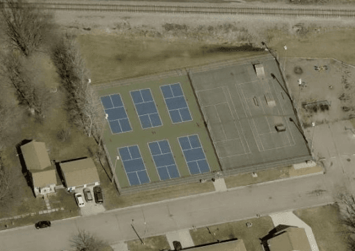 Oak Park pickleball courts