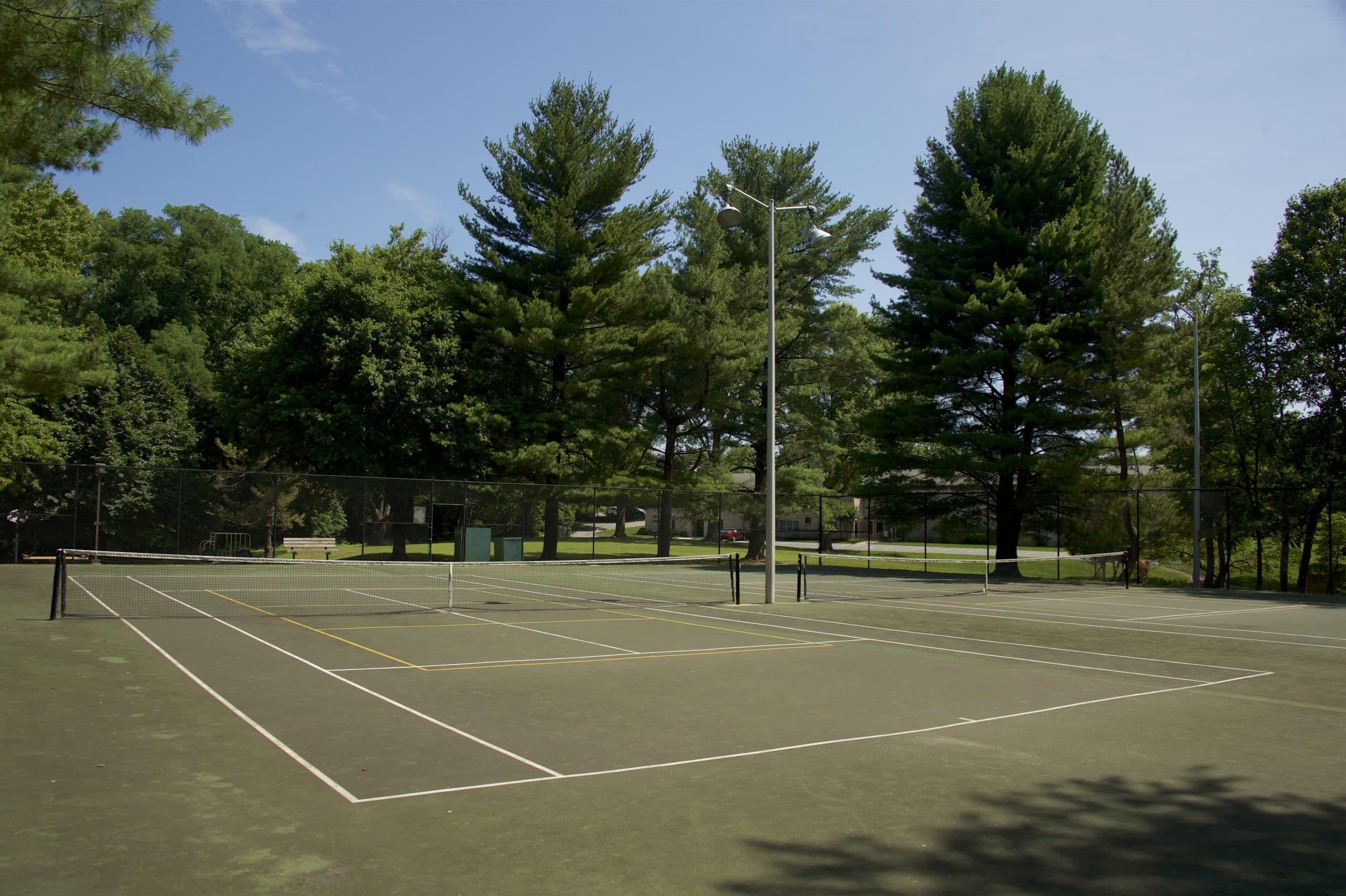 Meadowood Local Park pickleball courts