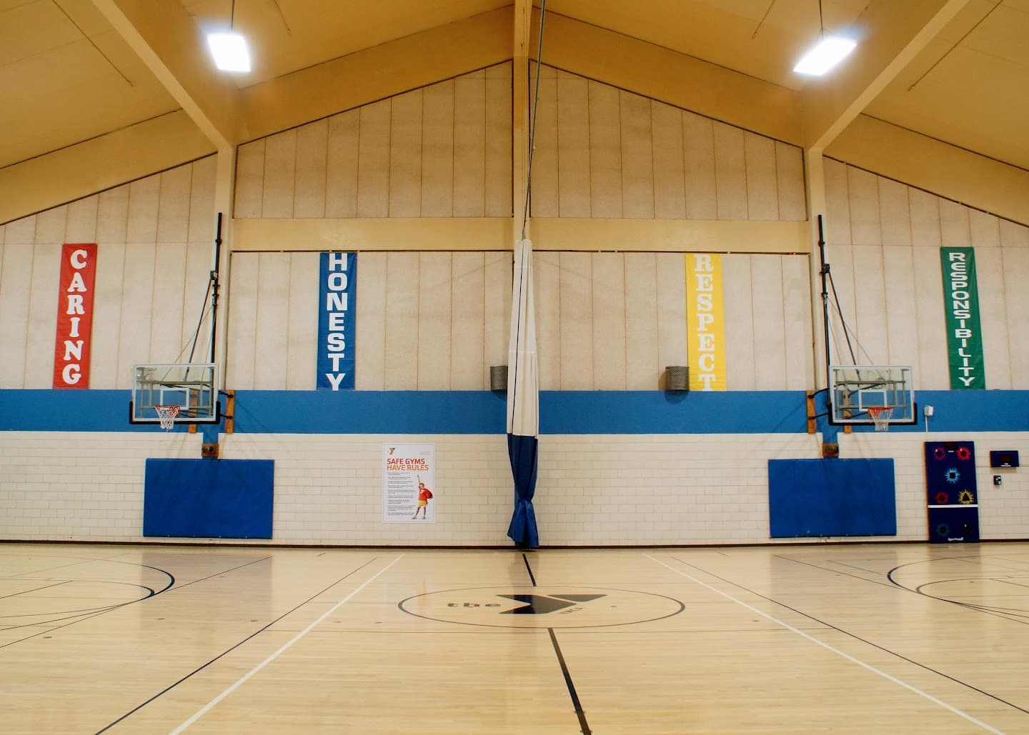 YMCA Worcester pickleball courts