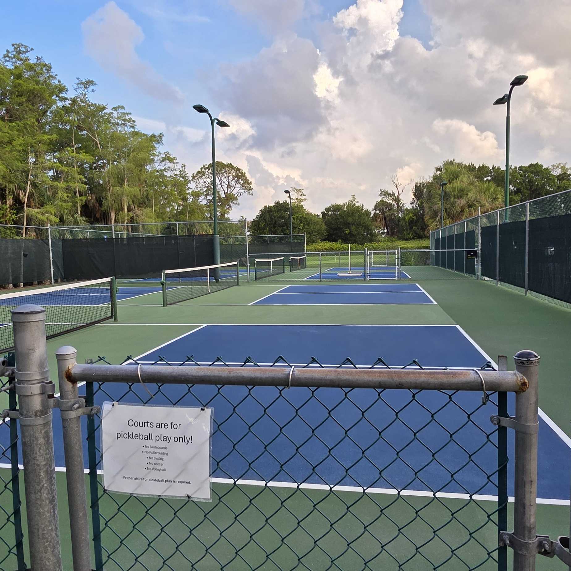 Hunters Ridge Golf and Country Club pickleball courts