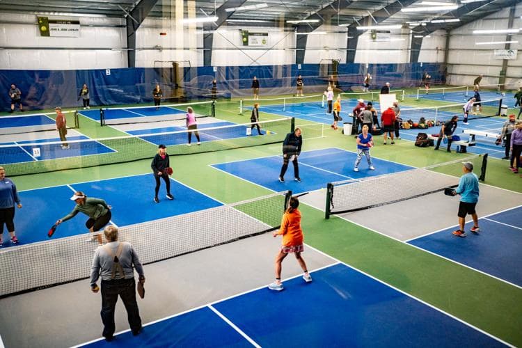 Umpqua Valley Tennis and Pickleball Center pickleball courts