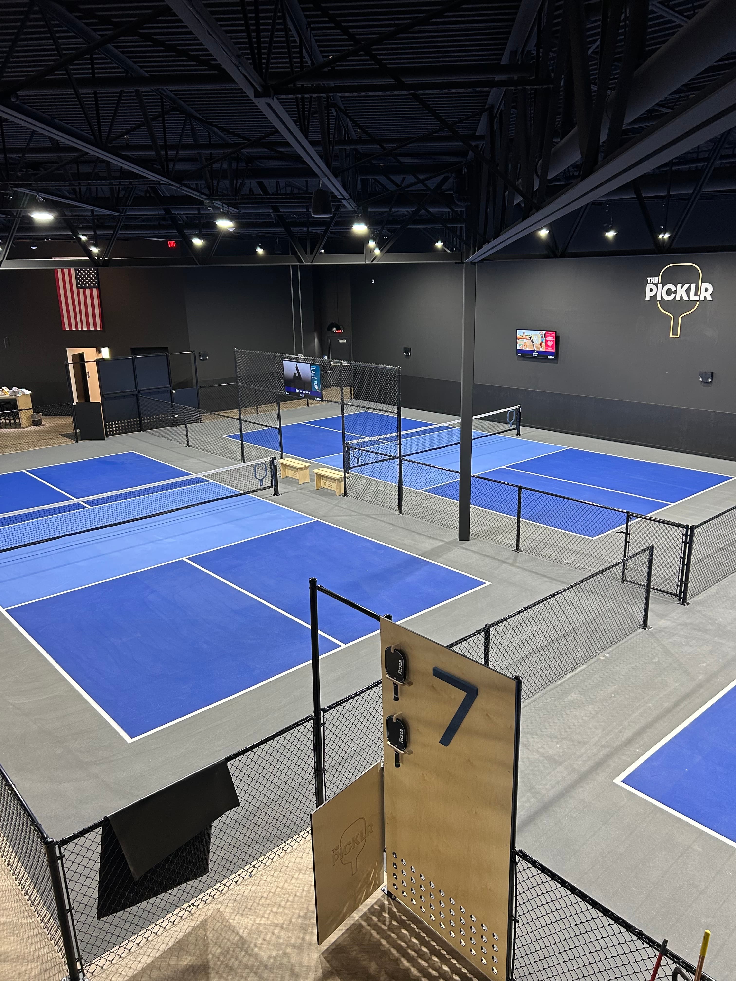 The Picklr Green Bay pickleball courts