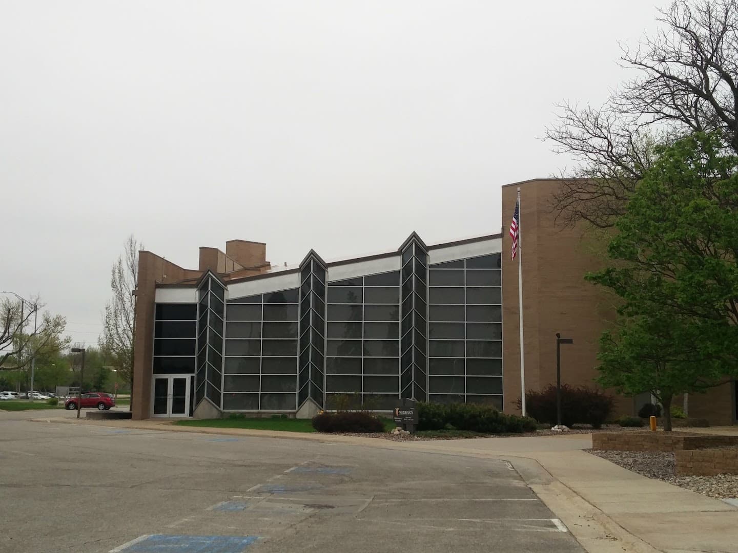 Nazareth Lutheran Church pickleball courts