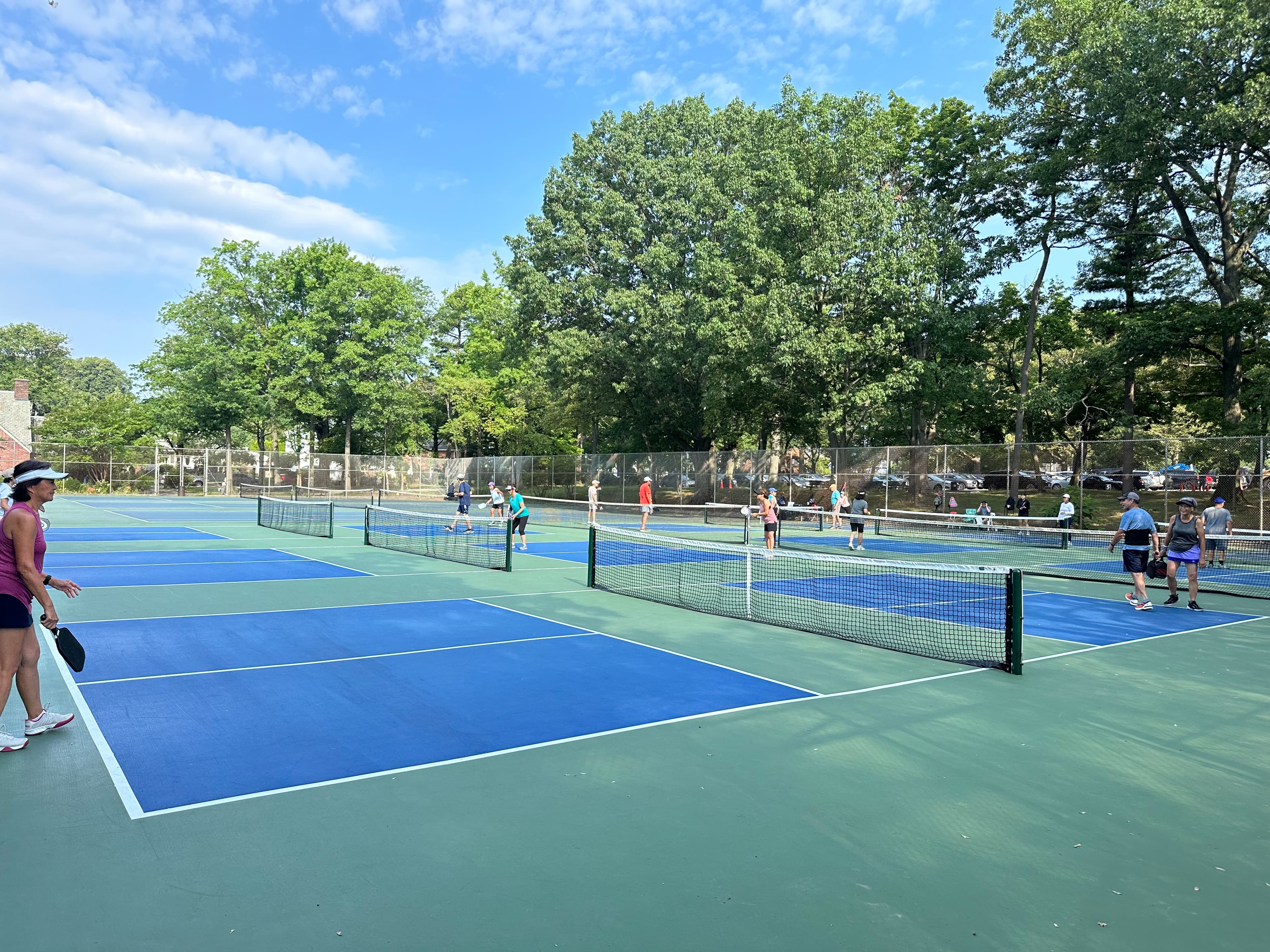 Crocheron Park pickleball courts