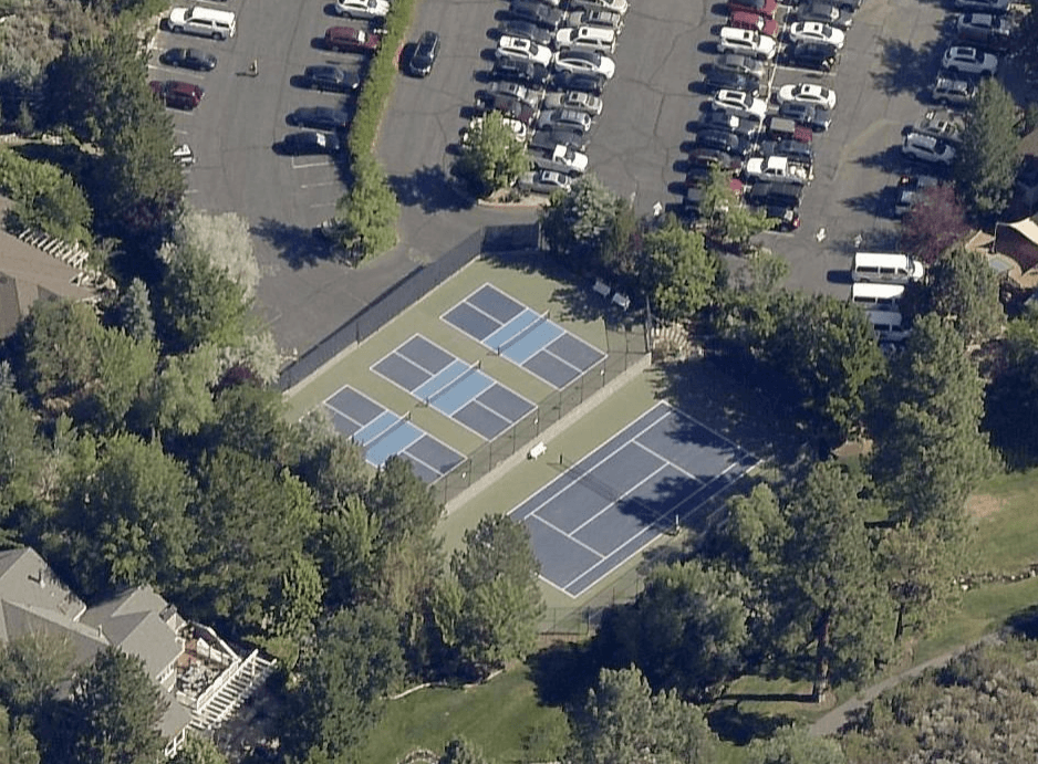 Caughlin Athletic Club pickleball courts