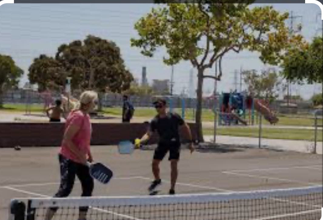 Edison Park pickleball courts
