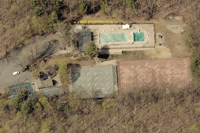 Farmington Field Club pickleball courts