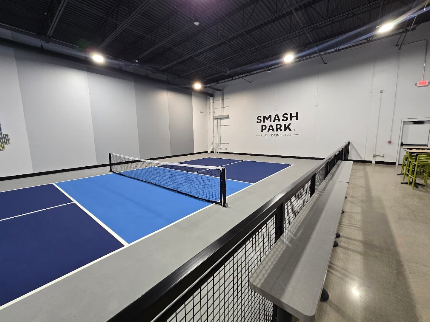 Smash Park Westerville pickleball courts