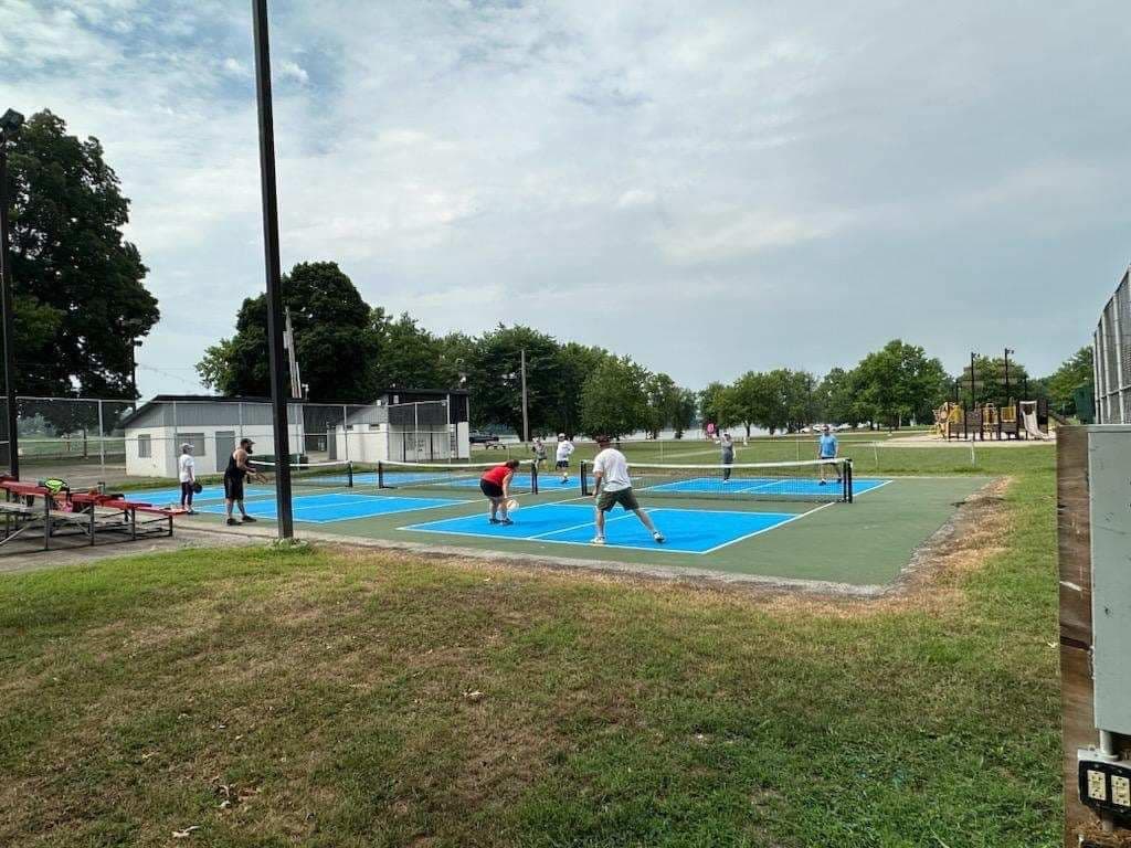 Ogle Park pickleball courts