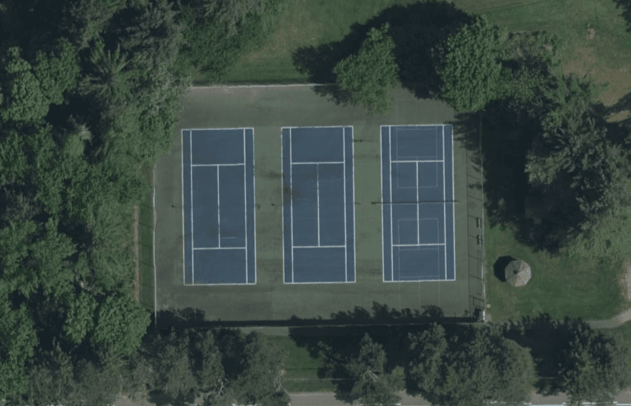 Locust Hill Country Club pickleball courts