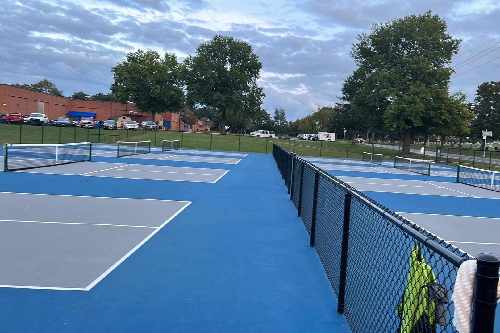 Springfield Middle School Courts pickleball courts