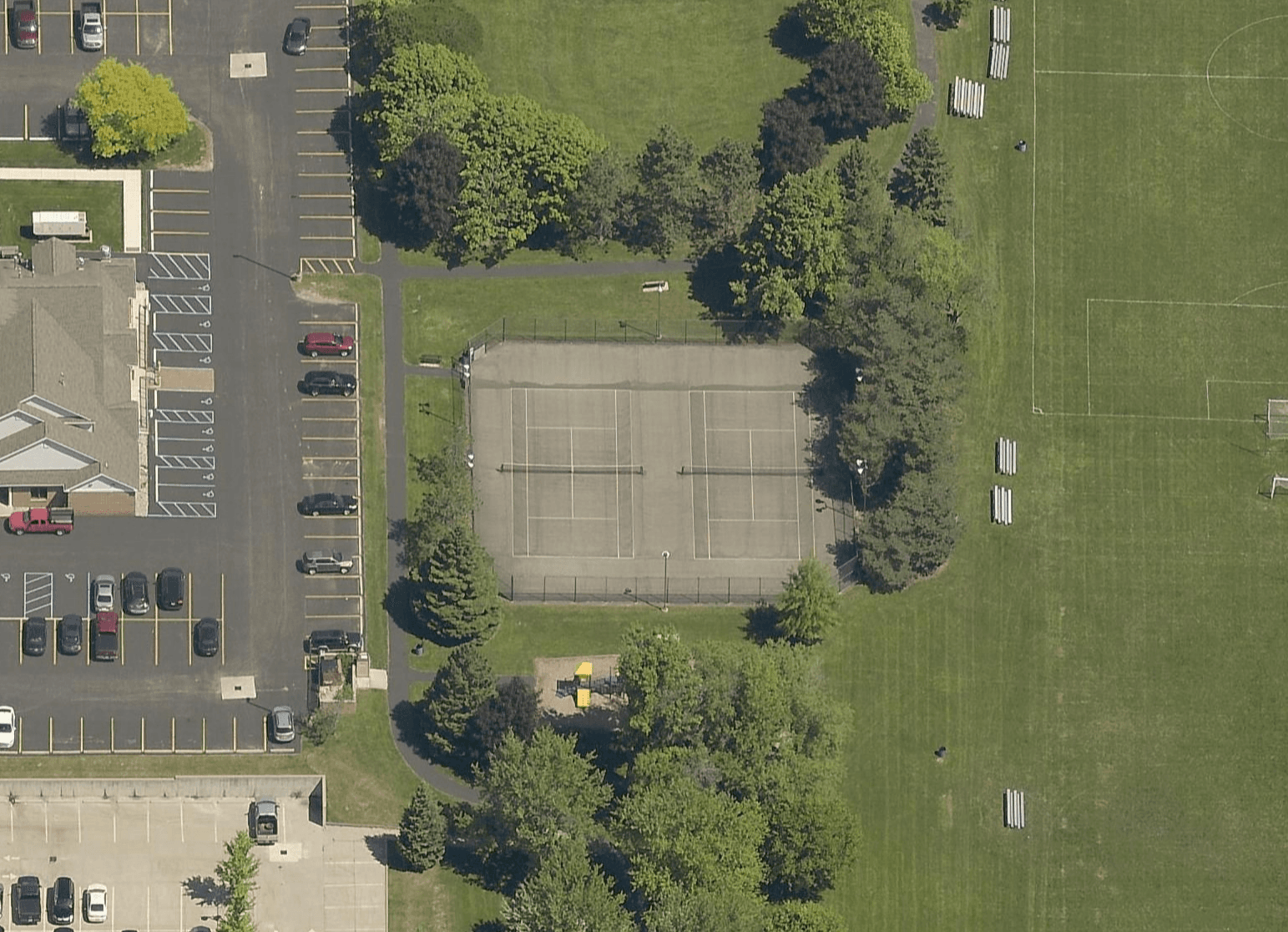 Washington Township Senior Center pickleball courts