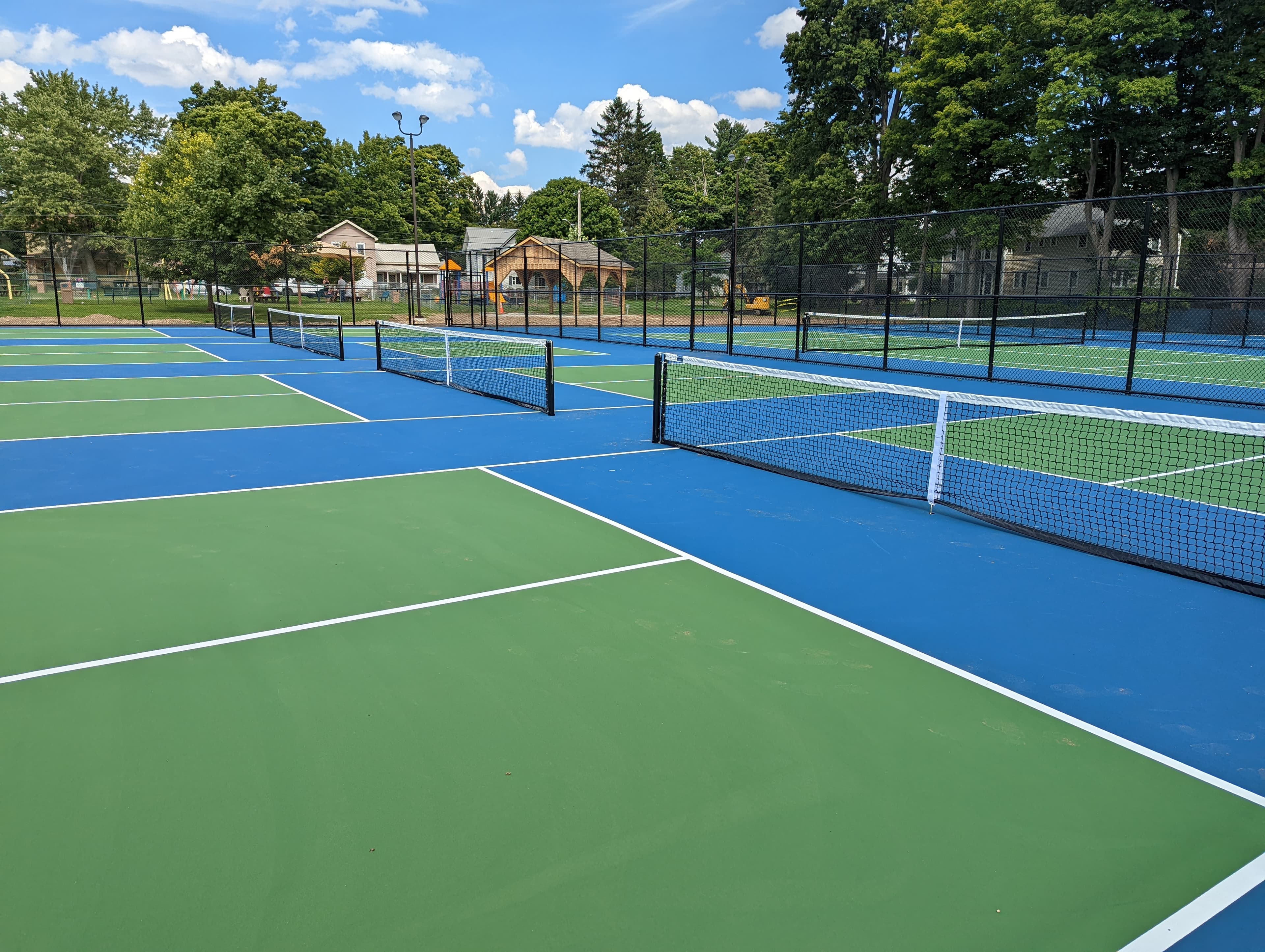 Eaton Park pickleball courts